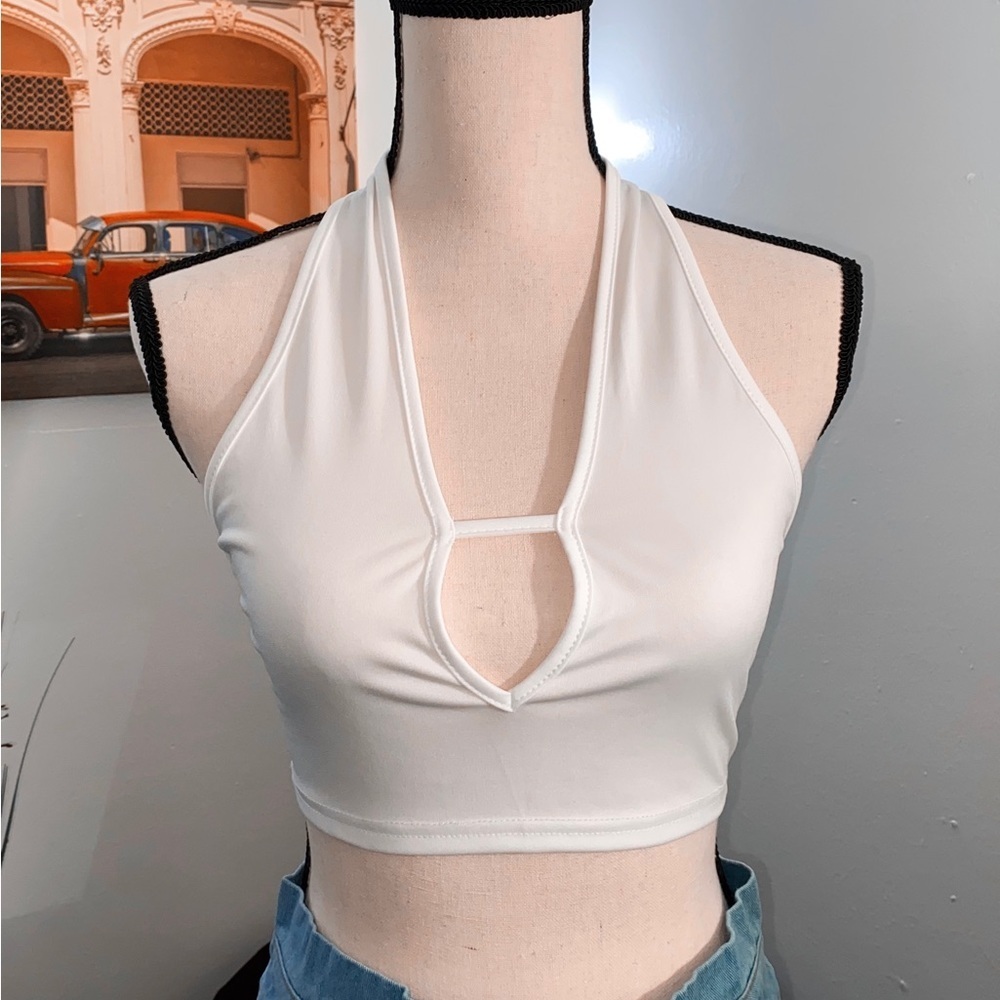 Halter neck crop top